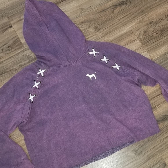 VS PINK Cropped Hoodie - Picture 1 of 6